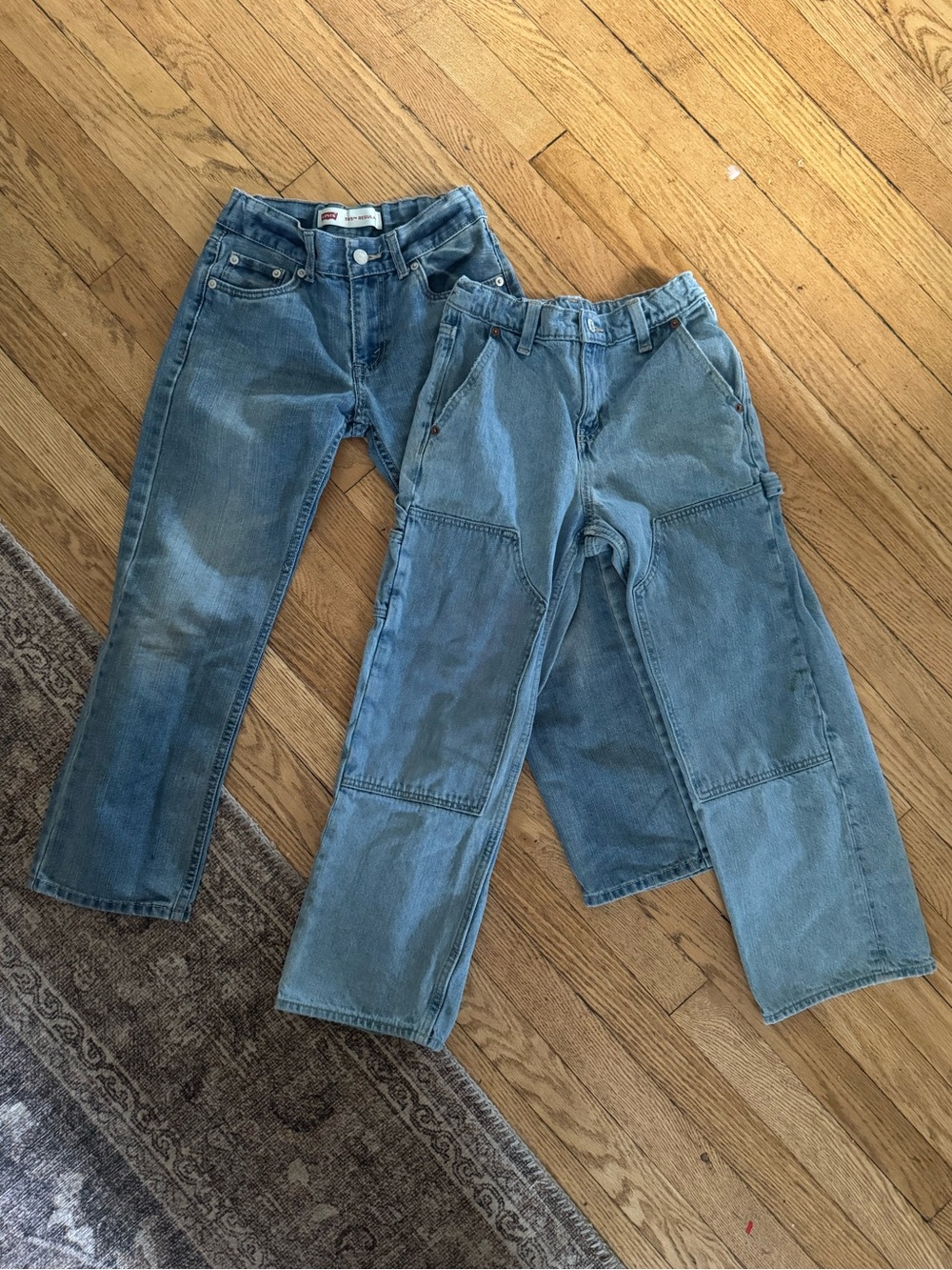 LEVI’S/OLD NAVY Boys Medium Wash Jeans Size 10 (set of 2)